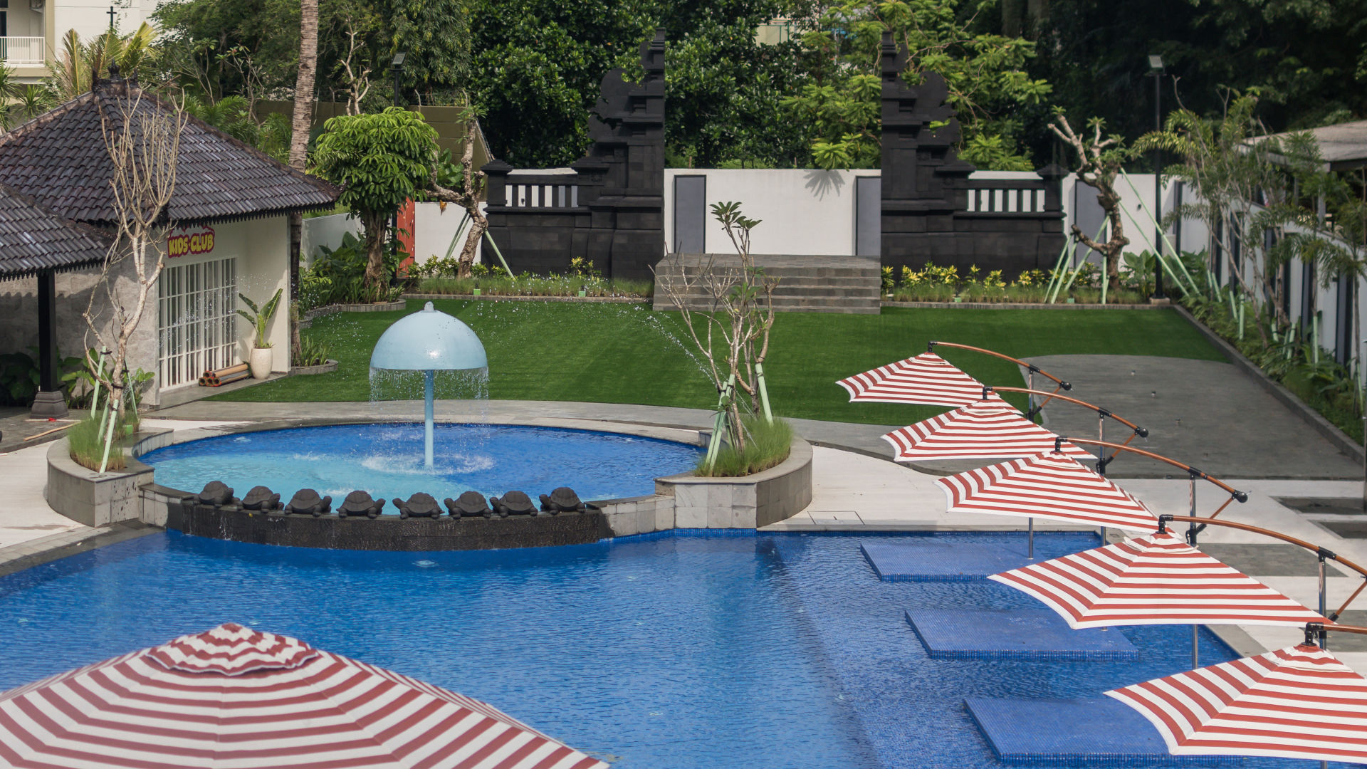 Swimming Pool At The Wujil Resort Conventions In Semarang